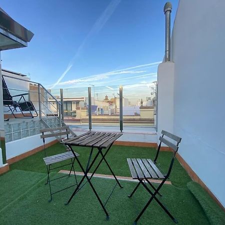 Luxury Complete Building In The Heart Of Севилья Экстерьер фото